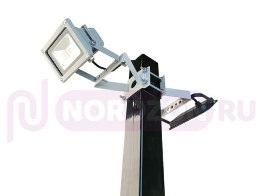 Кронштейн для двух прожекторов на квадратную трубу 60х60мм с отверстием "ХОП-217069" сталь, серый