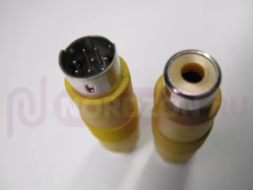 Переходник SVHS-штекер (8pin) / RCA (тюльпан)-гнездо