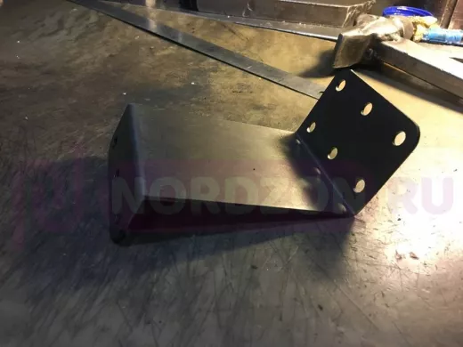 Пластина для прожектора вылет 11см "IPAHD-80-214489" серая, на кронштейны серии IPAHD, HIWOLL