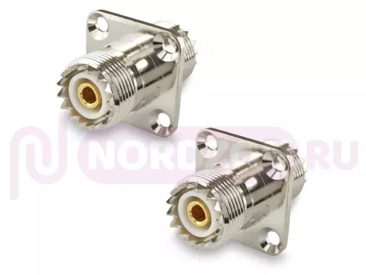 Переходник PL259(female)-PL259(female) на корпус, фланец, 4 отв. диам. 3,4 мм 18х18 мм