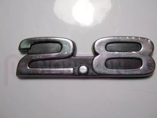 Эмблемма пластик в п/э надпись 2.8 хром 8x2,3 см 01346