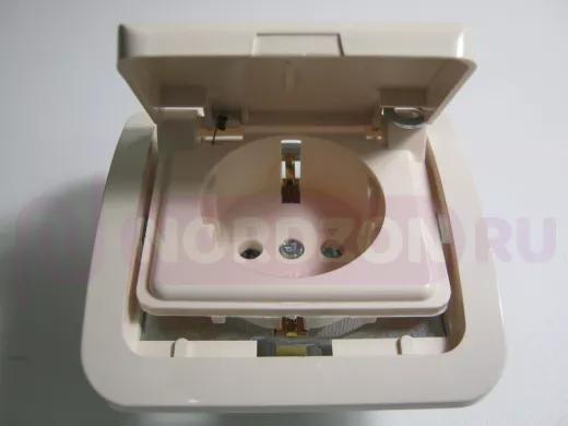 MAKEL  Mimoza розетка,с заземлением, без вставки, кремовая, с крышкой,32009,4409